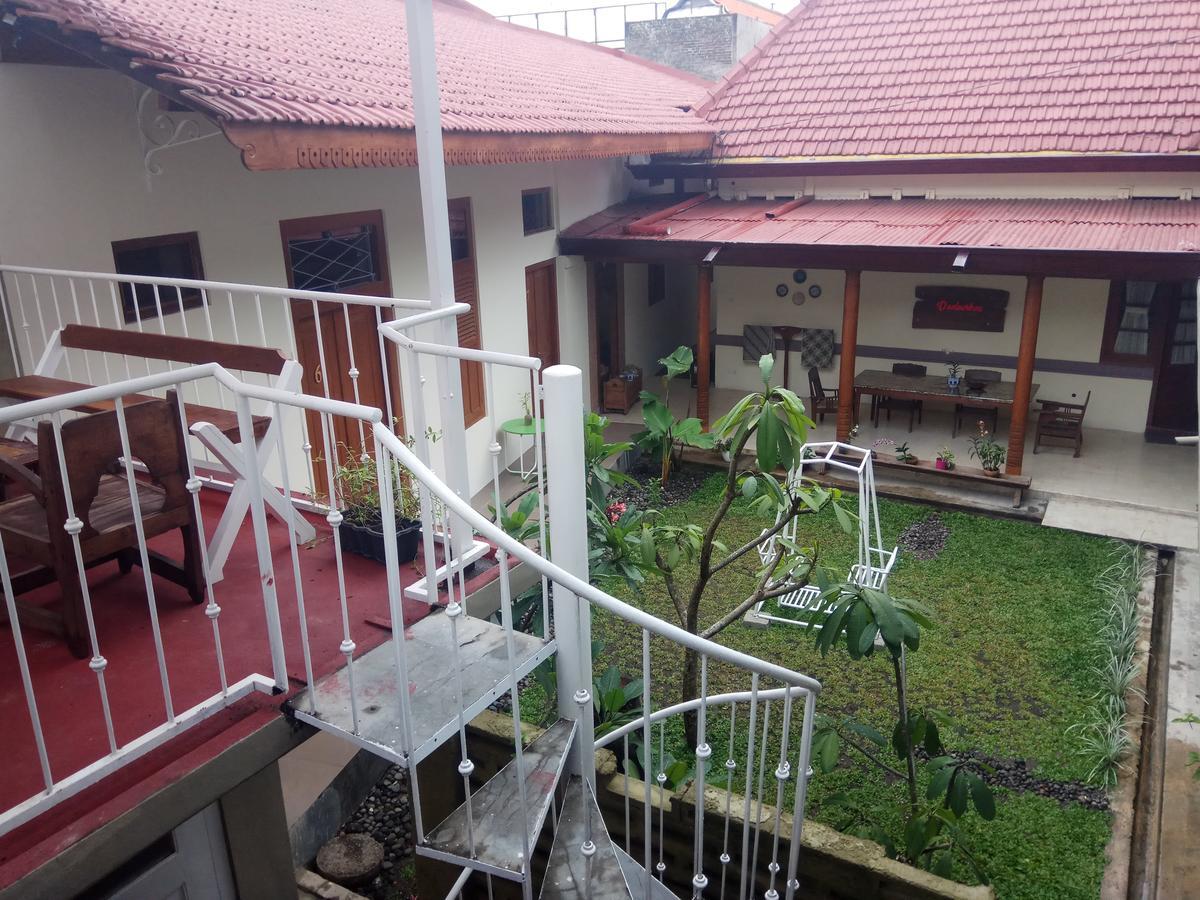 Doeloerkoe Homestay Solo Exteriér fotografie