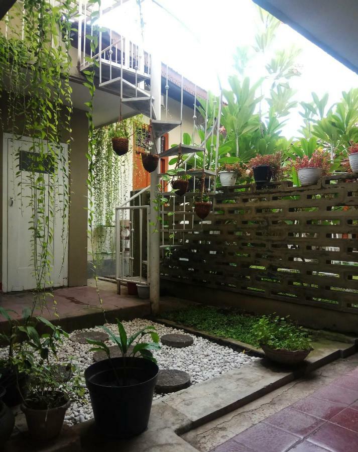 Doeloerkoe Homestay Solo Exteriér fotografie
