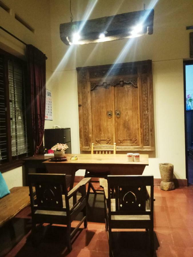 Doeloerkoe Homestay Solo Exteriér fotografie